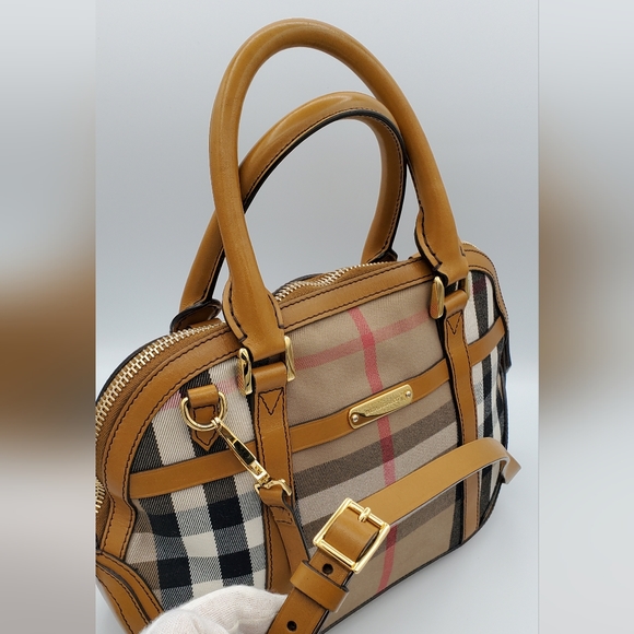 ๐ SOLD ๐ Burberry Bridle Calfskin House Check Small Orchard Bowling Bag - Picture 13 of 17